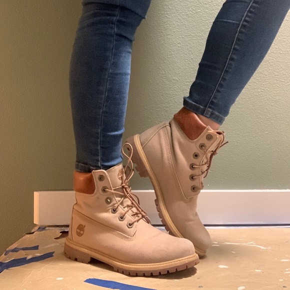 Women’s Timberland Classic 6in Boots - Picture 4 of 5